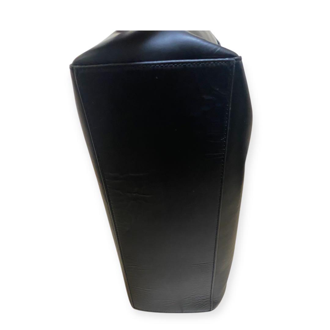 MURA トートバッグ　大容量　黒本革　レザー　A4収容