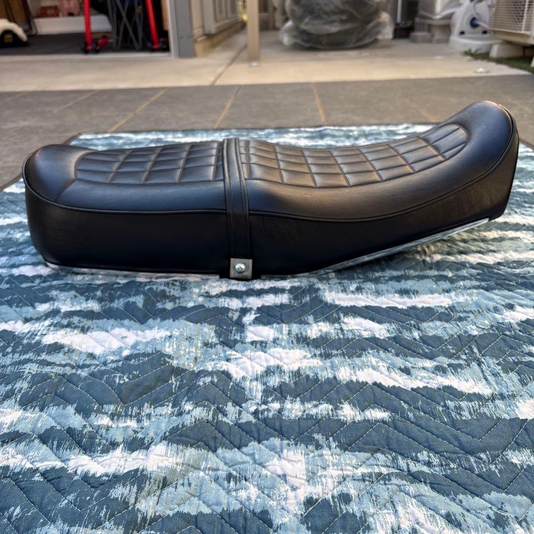 HONDA CB1100 シート旧車風シートＣＯＺＹシート ７０Ｓ ＴｙｐｅＫ０