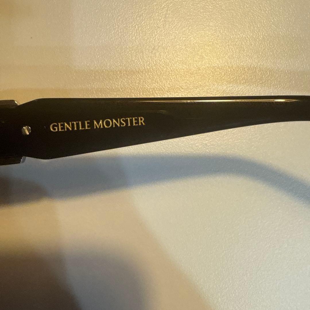 と*ー様 GENTLE MONSTER Ruvy Van 01