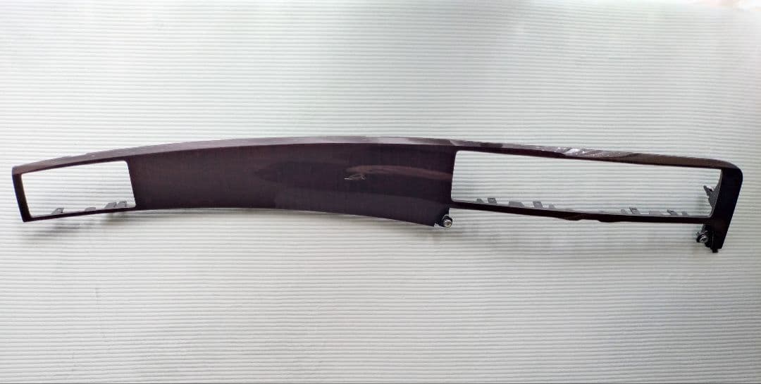 トヨタ 18マジェスタ ダッシュボードウッドパネル（純正品） 内装パーツ 新古品