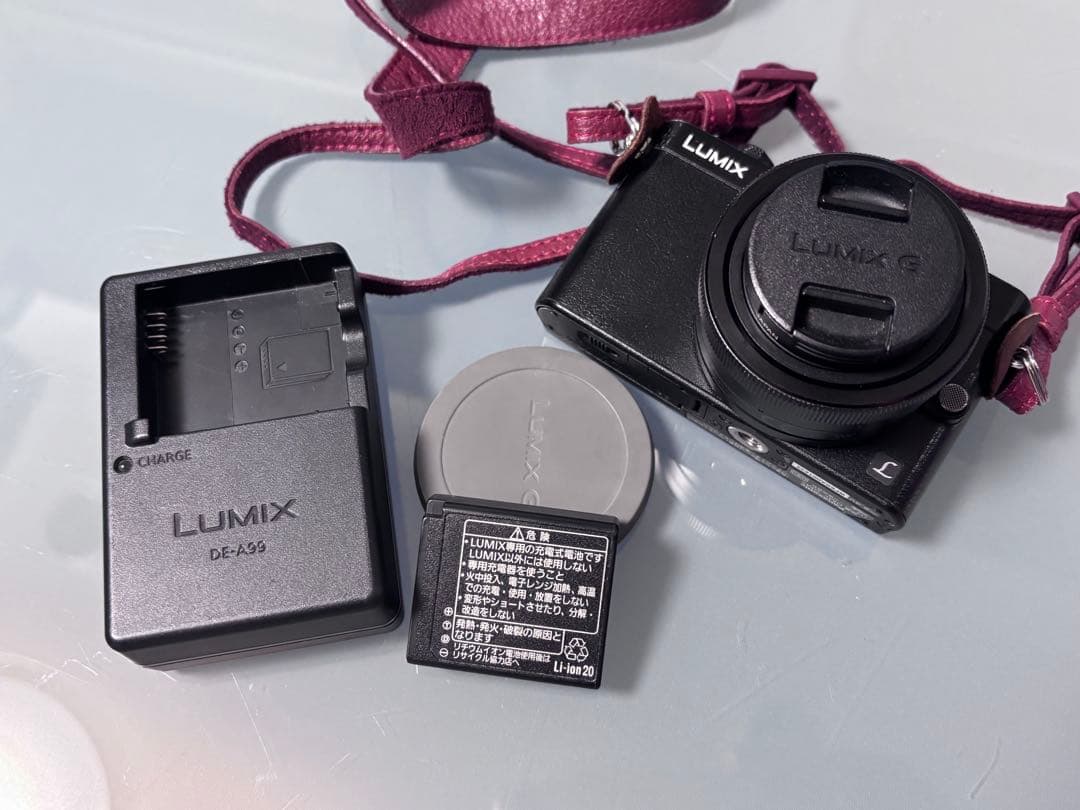 希少 パナソニックLUMIX ミラーレス一眼カメラ DMC-GM5-K レンズ付