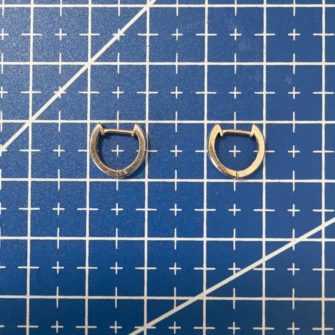 14K WG 中折れ　小ぶり　シンプルピアス