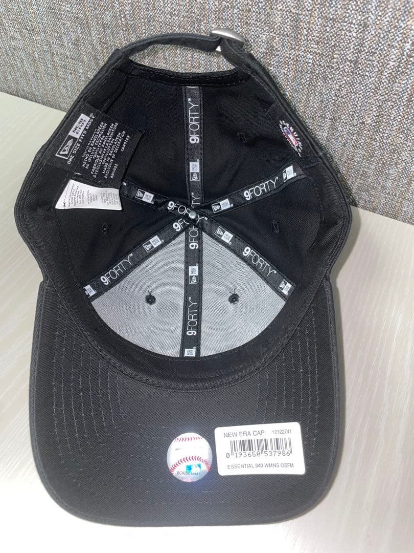 【大粒✴︎ギラギラ✴︎】ニューエラ 9FORTY WOMEN 黒 スワロ