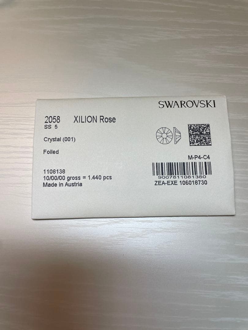 【大粒✴︎ギラギラ✴︎】ニューエラ 9FORTY WOMEN 黒 スワロ