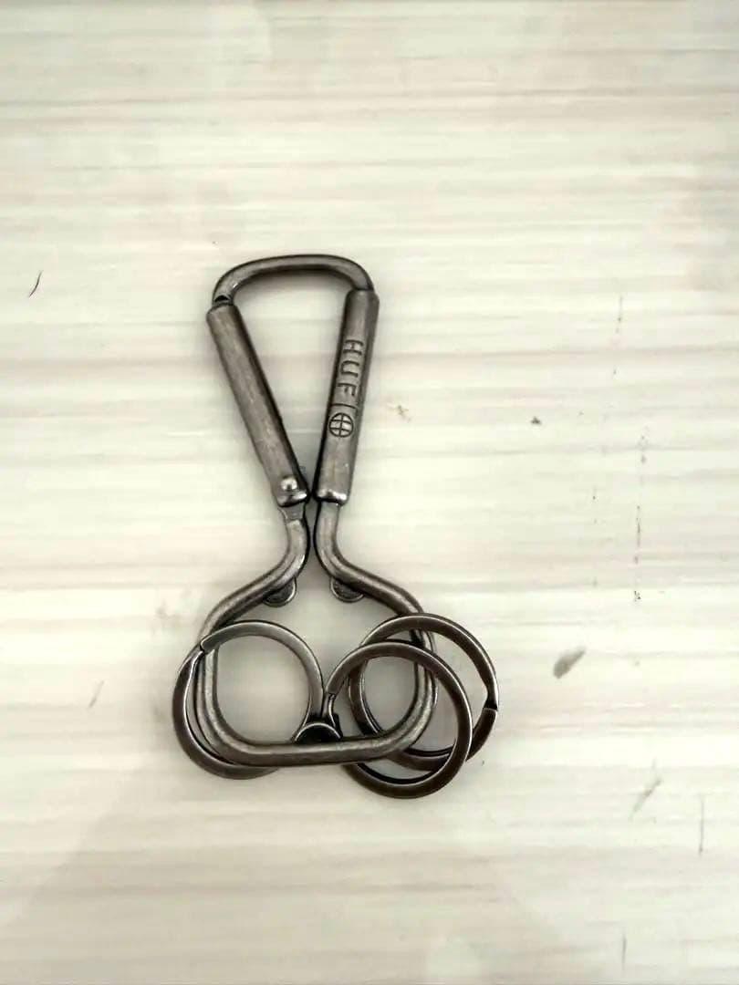 HUFカラビナ，supremeキーホルダー3点セット