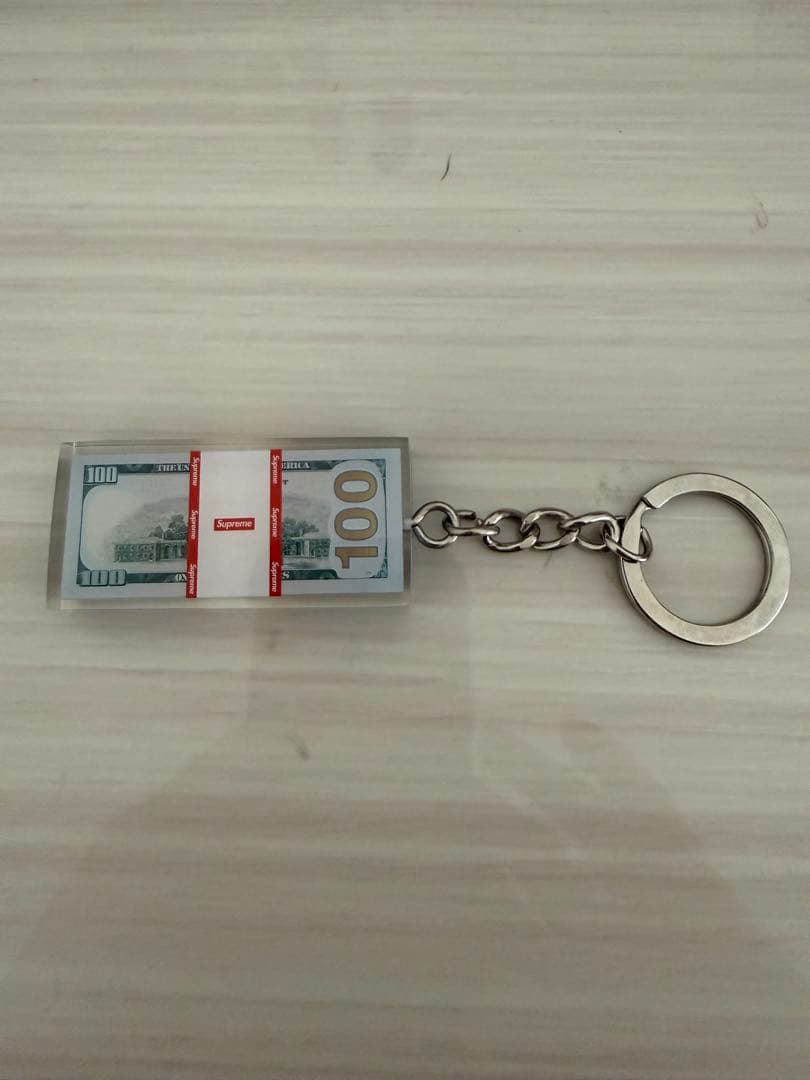 HUFカラビナ，supremeキーホルダー3点セット
