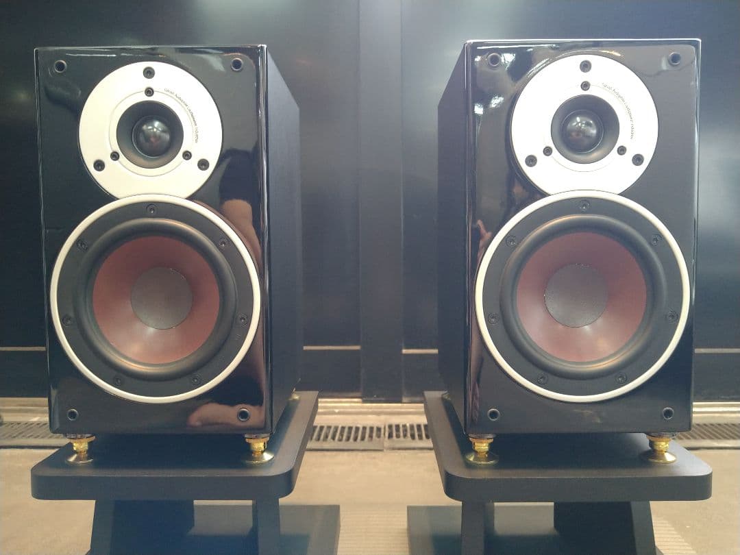 DALI ZENSOR1　ブラック　2本セット＋スピーカースタンド