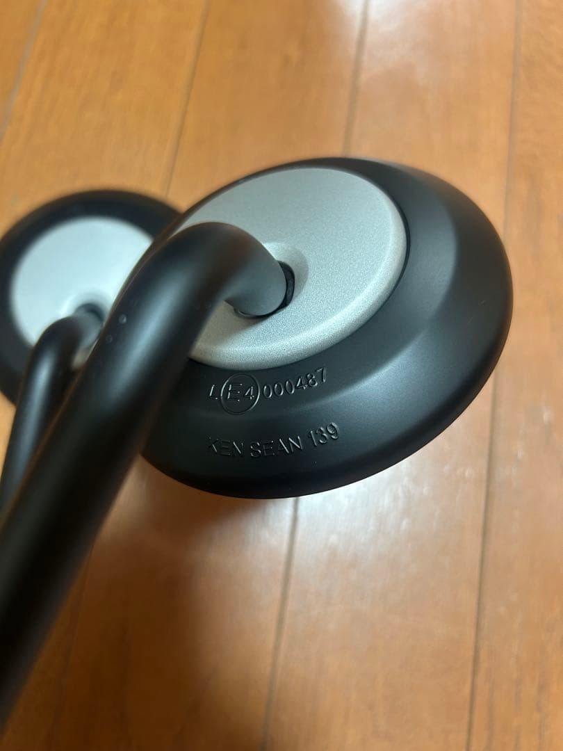 トライアンフ　ボンネビルT120純正ミラー