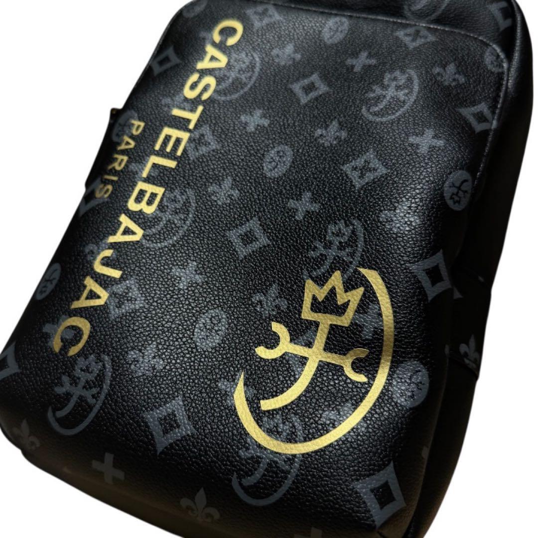 極美品 カステルバジャック サシャ ボディバッグ モノグラム 黒 ゴールドロゴ