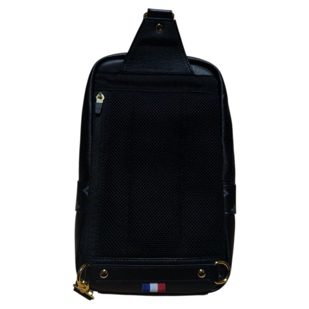 極美品 カステルバジャック サシャ ボディバッグ モノグラム 黒 ゴールドロゴ