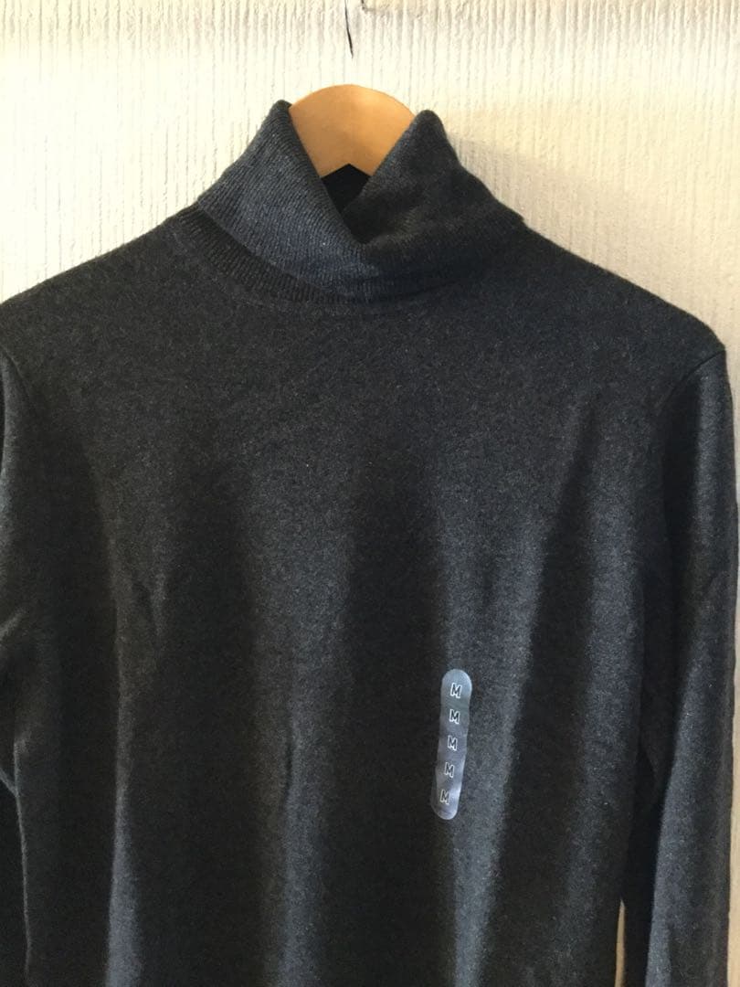 新品◆UNIQLO ユニクロ メンズカシミヤ タートルネックセーター Mブラック