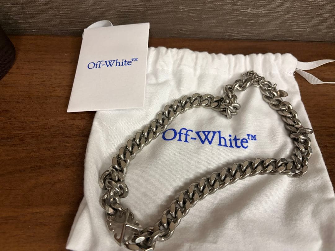 最終お値下げ　オフホワイト　チェーンネックレス