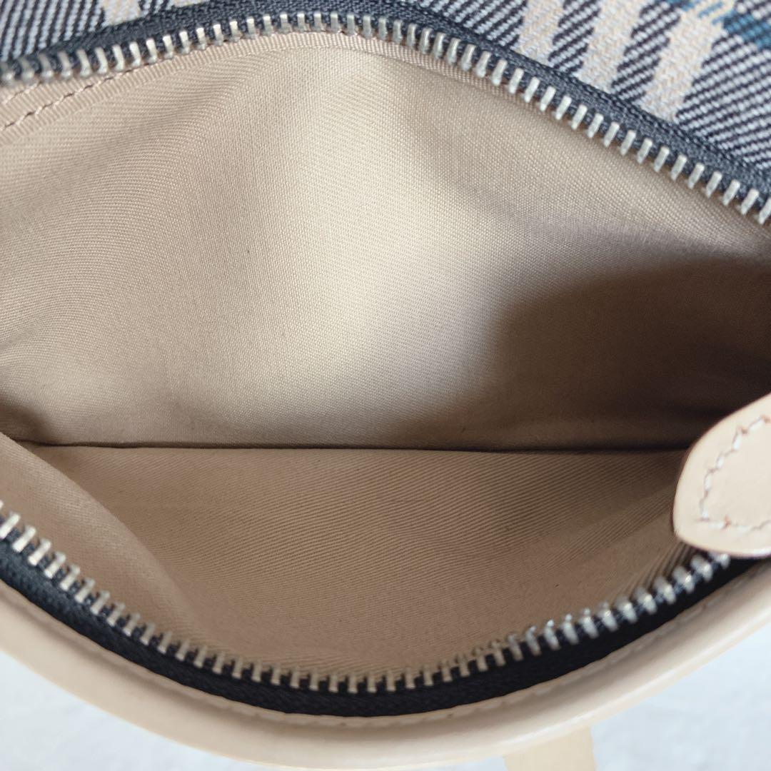 バーバリーブルーレーベル チェック柄 ボディバッグ ウエストポーチ ベージュ系