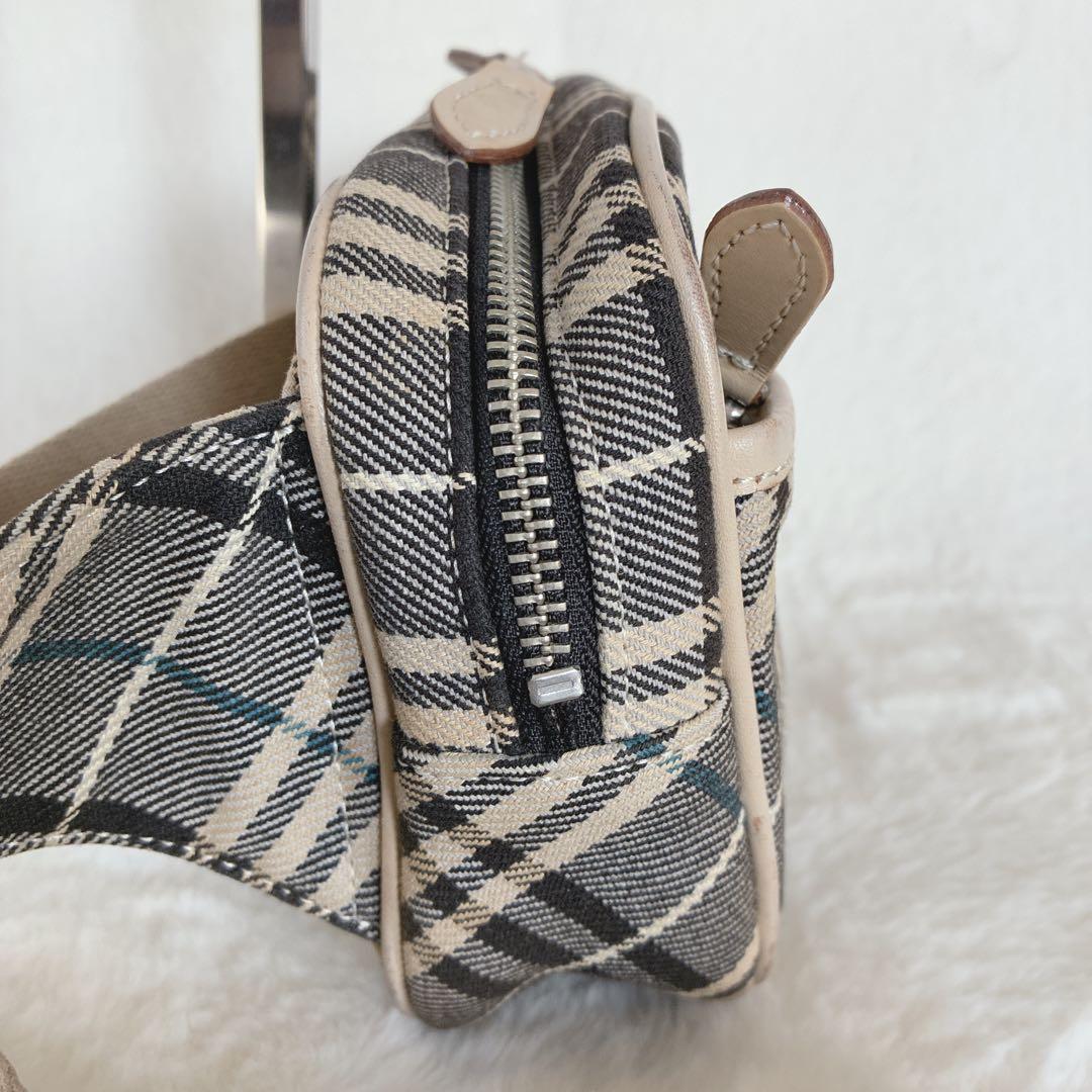 バーバリーブルーレーベル チェック柄 ボディバッグ ウエストポーチ ベージュ系