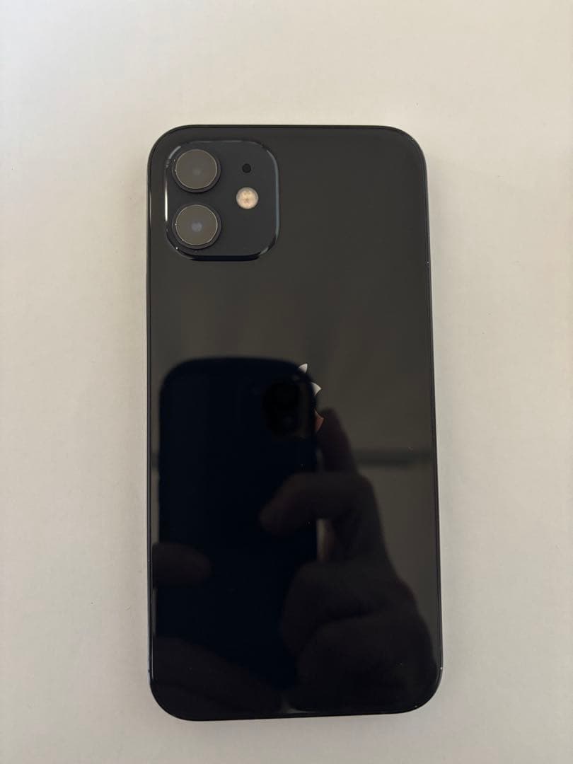 Apple iPhone 12 本体　箱付　ガラスフィルム付