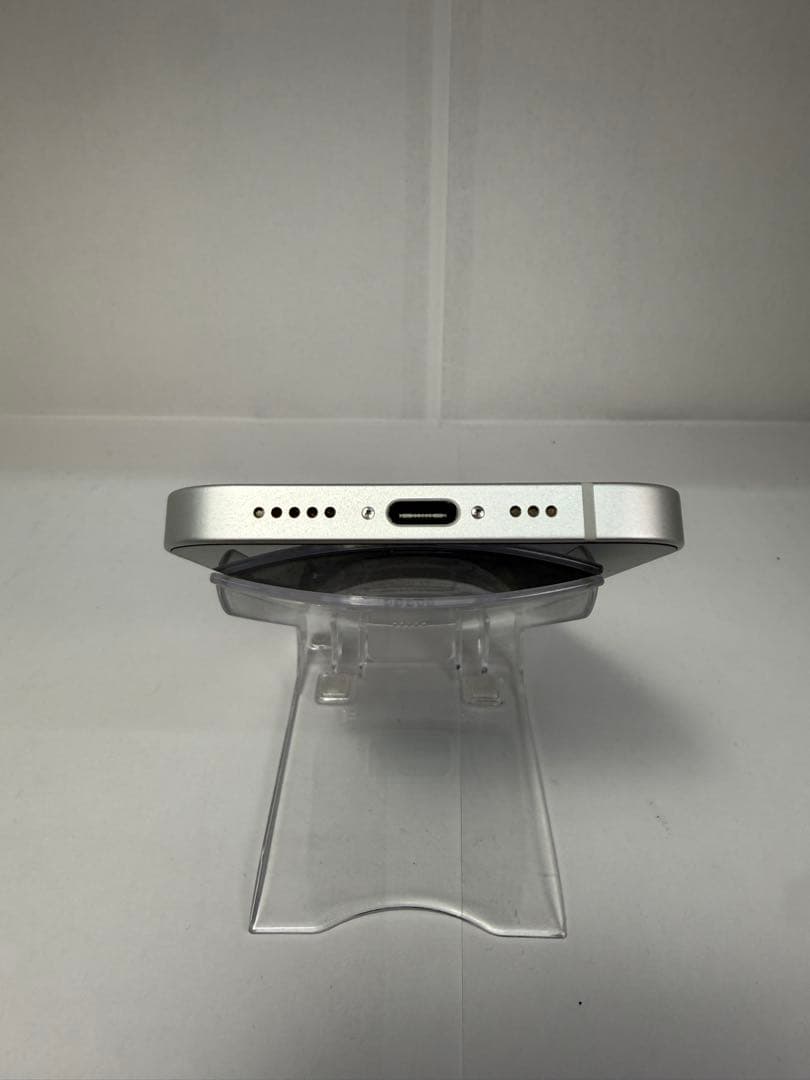 iPhone16e 128GB ホワイト海外版 SIMフリー ロックなし残賃なし