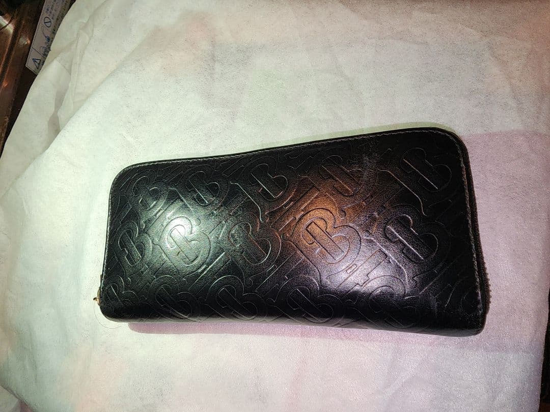 BURBERRY　バーバリー　ラウンドジップ　ウォレット　長財布　TBロゴ