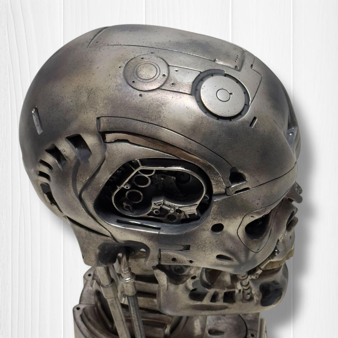【希少品】T-800 ENDSKULL PROP REPLICA 1/1スケール