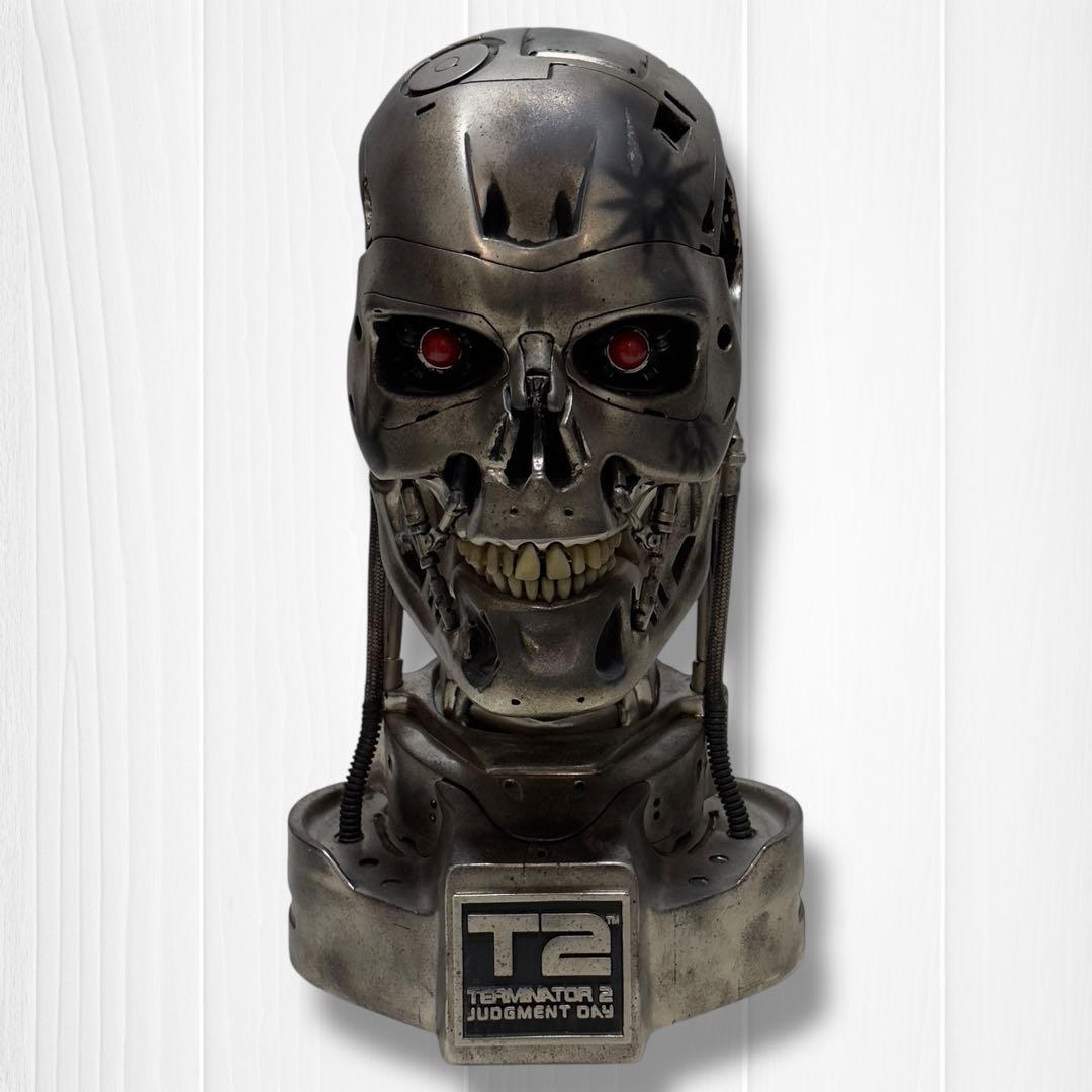 【希少品】T-800 ENDSKULL PROP REPLICA 1/1スケール