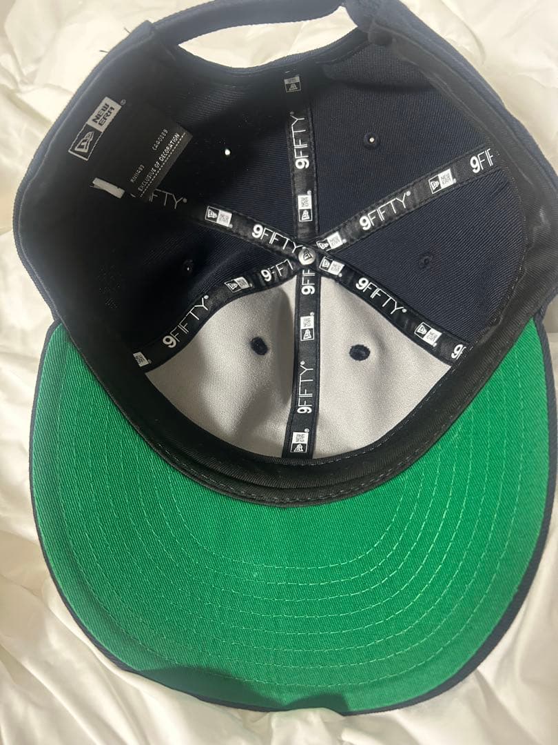 SEE SEE × NEW ERA 950 キャップ SEESEE