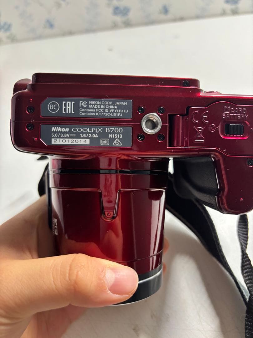 Nikon B700コンパクトデジタルカメラ レッド