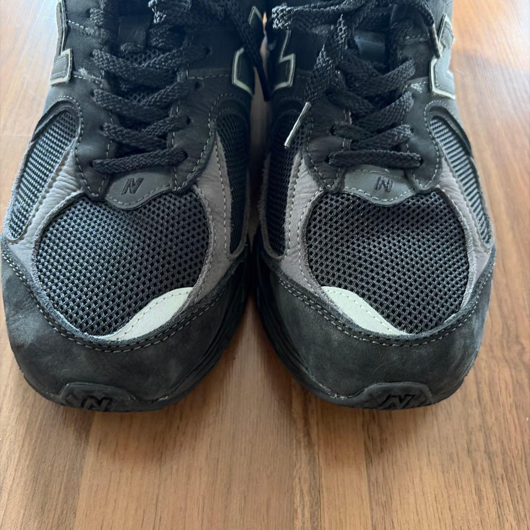 New Balance 2002R ブラック