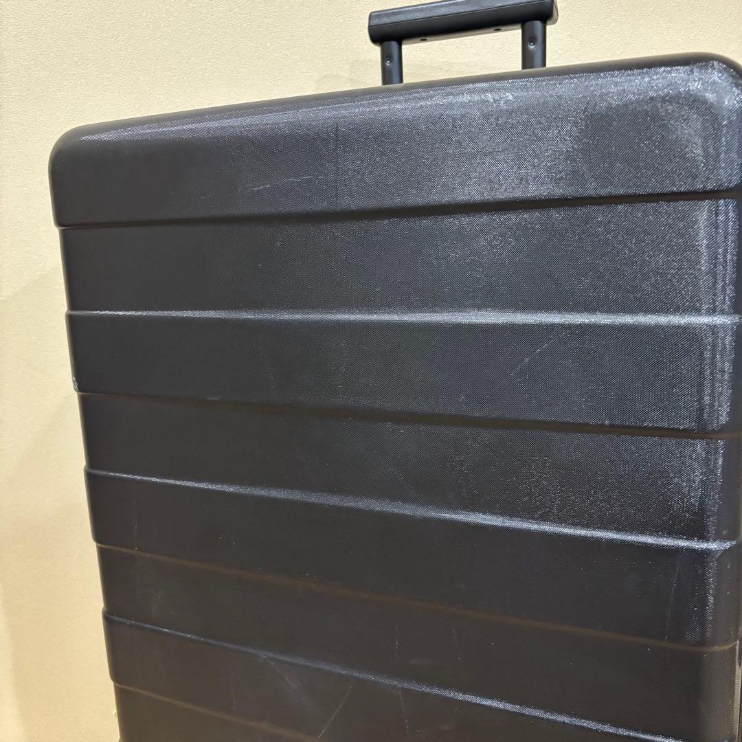 特大型　無印良品　黒 ハードキャリーケース 104リットル　TSAロック 4輪