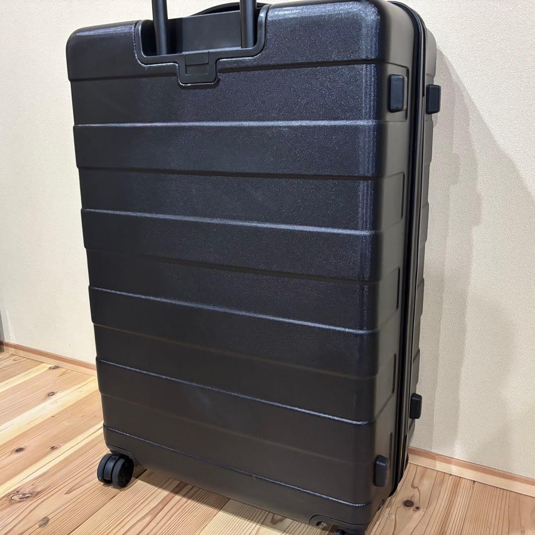 特大型　無印良品　黒 ハードキャリーケース 104リットル　TSAロック 4輪