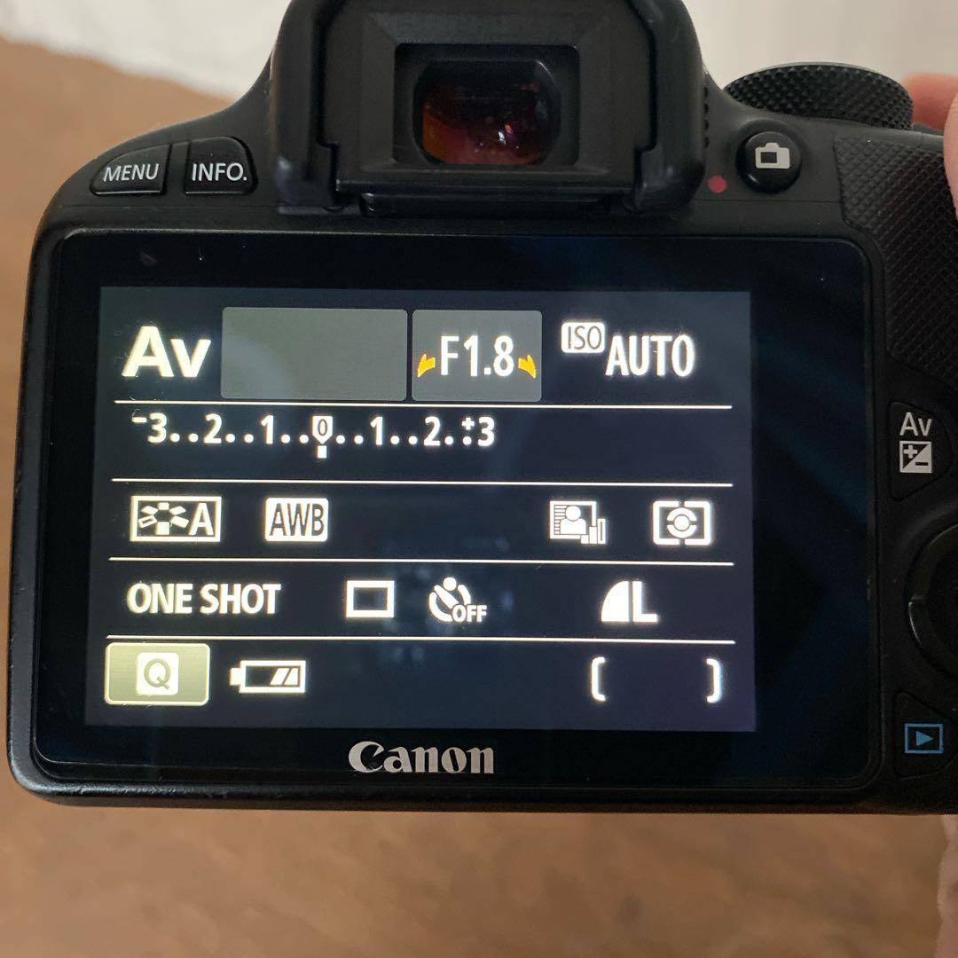 CANON EOS kissx7 ボディ訳あり　CANON50㎜f1.8レンズ
