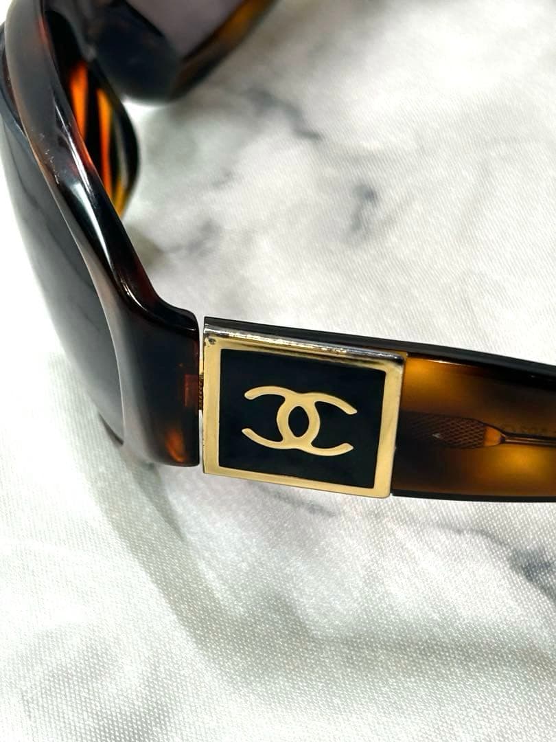 シャネル CHANEL サングラス サイドロゴ付き べっ甲 ブラウン系