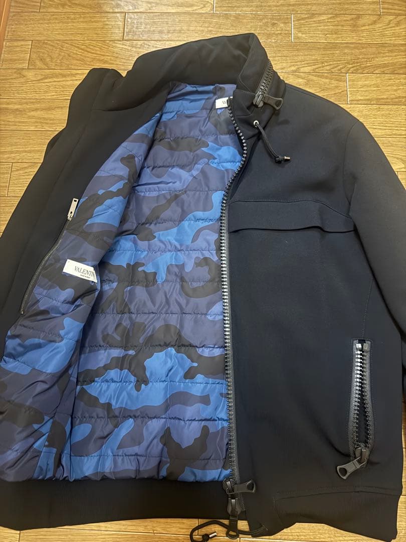 ヴァレンティノ　ブルゾン ペイズリー ブラック