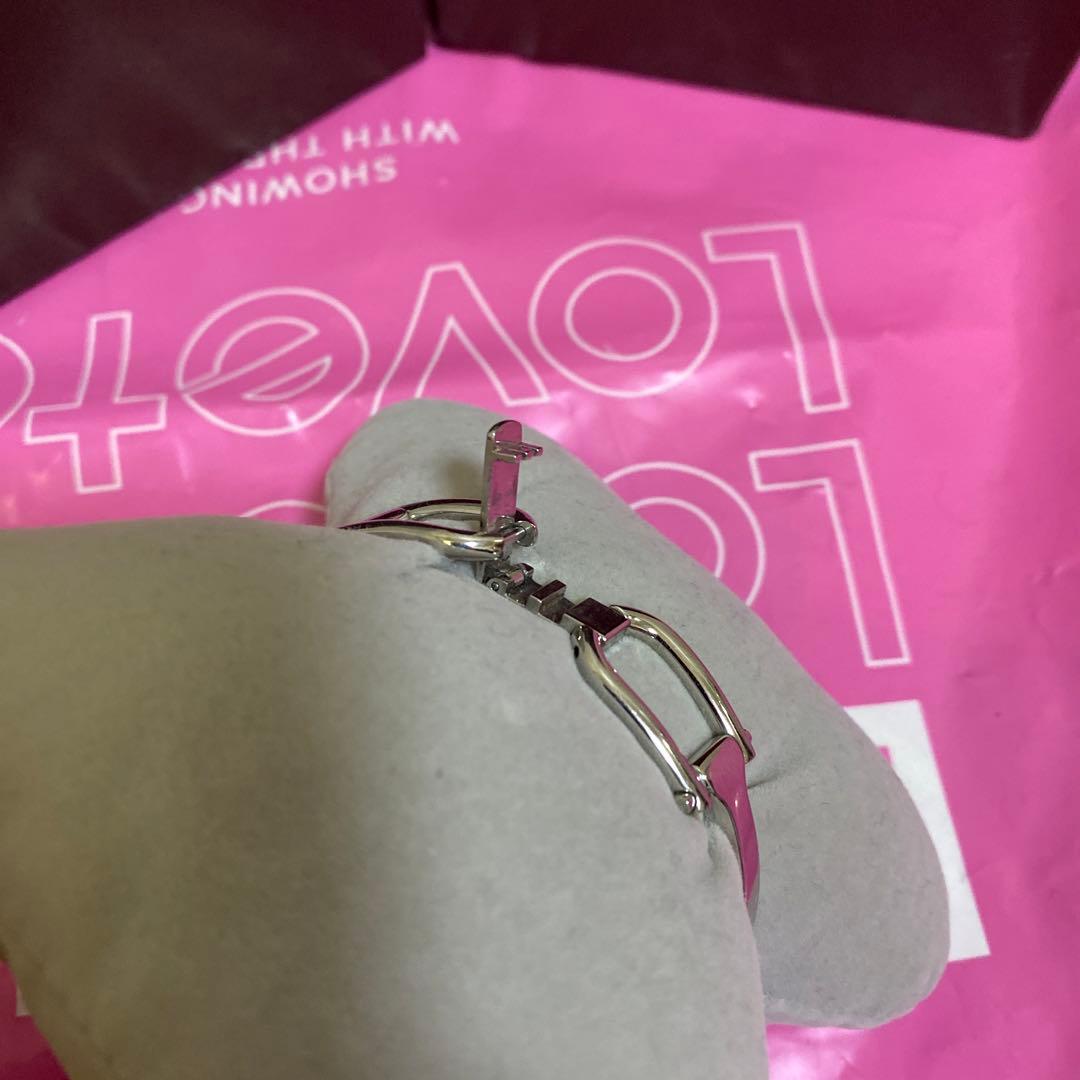 GUCCI 腕時計 1500L レディース シェル バングル シルバー 小傷あり