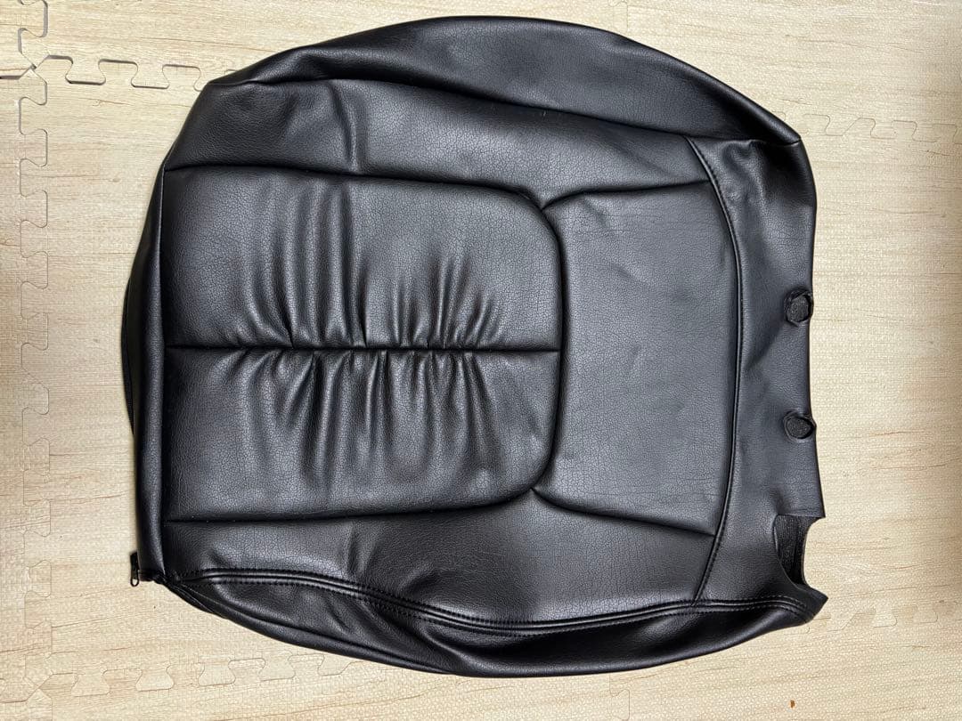 クラッツィオ シートカバー センターレザー　プリウス50系ZVW51 ZVW55