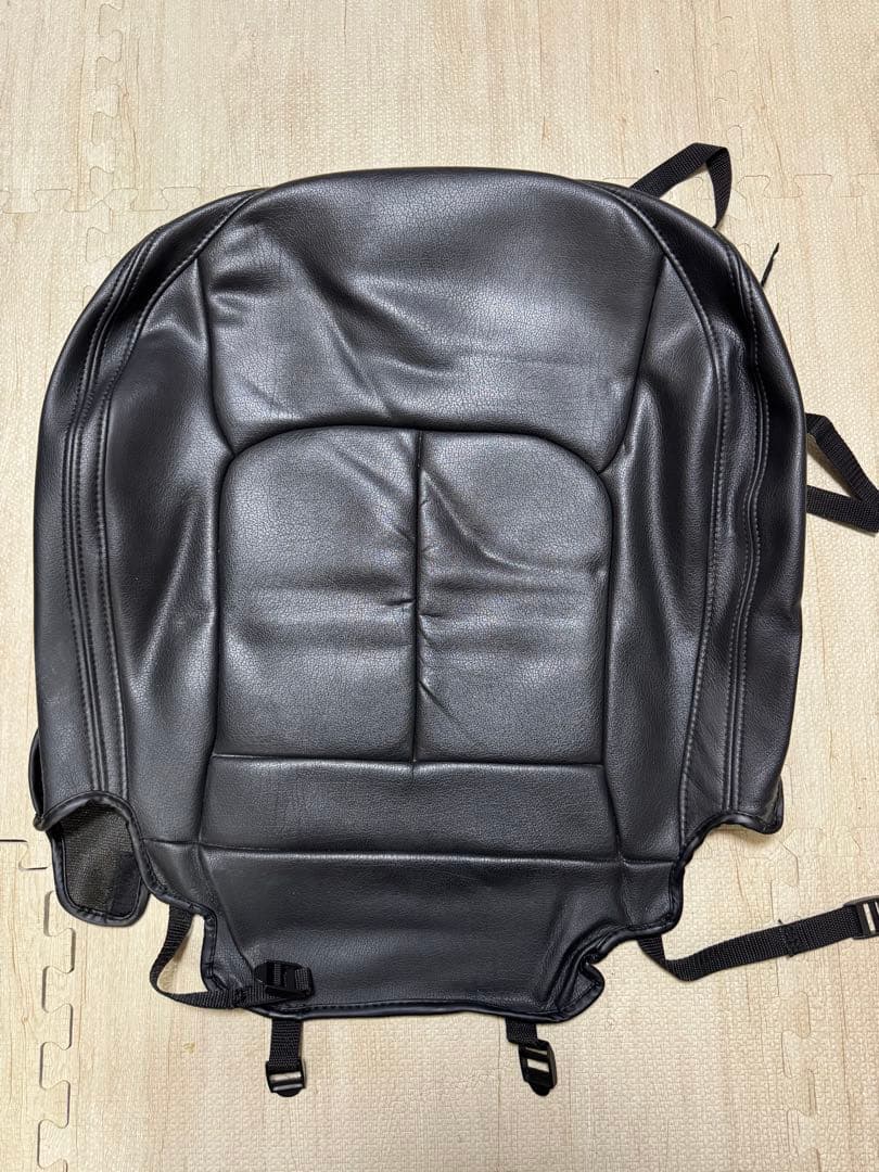 クラッツィオ シートカバー センターレザー　プリウス50系ZVW51 ZVW55