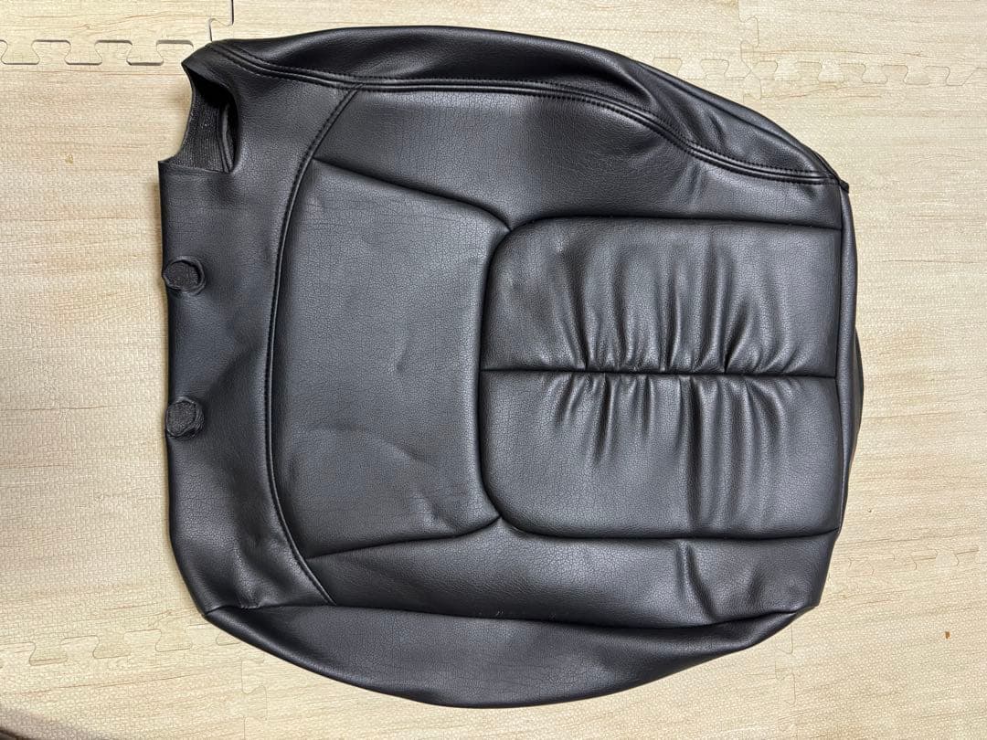 クラッツィオ シートカバー センターレザー　プリウス50系ZVW51 ZVW55