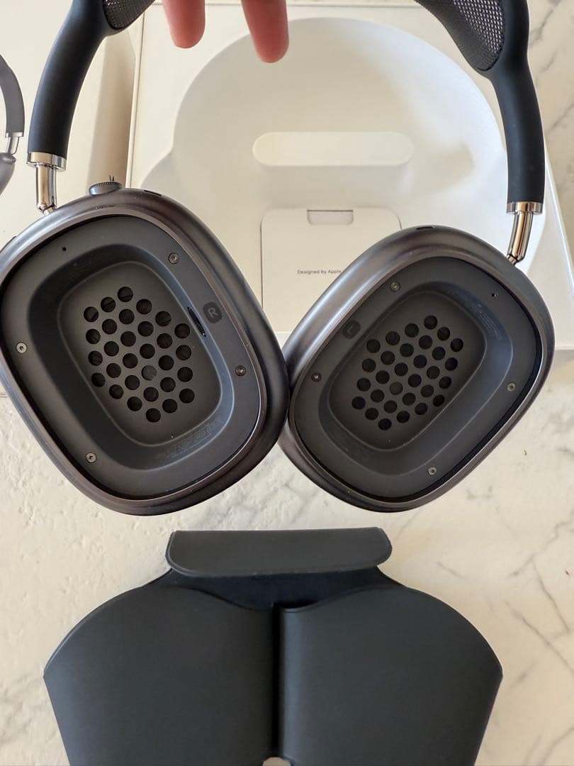 AirPodsMaxブラック