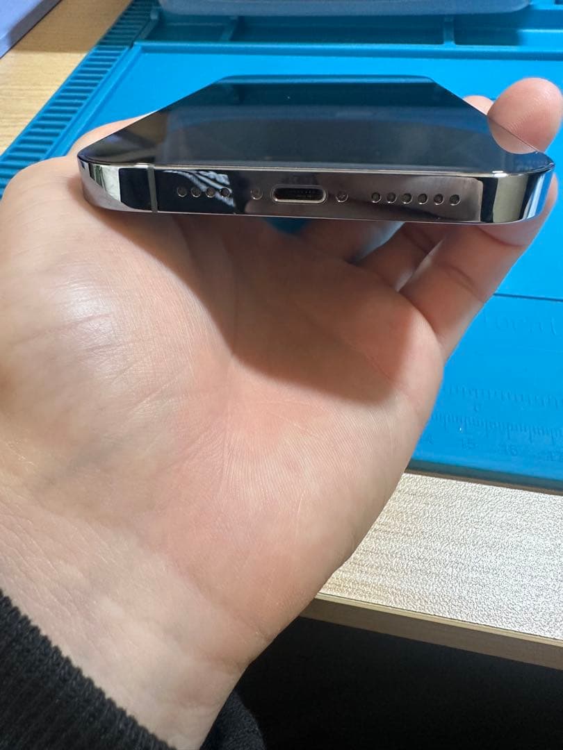超美品 iPhone13 Pro Max 256GB SIMフリー