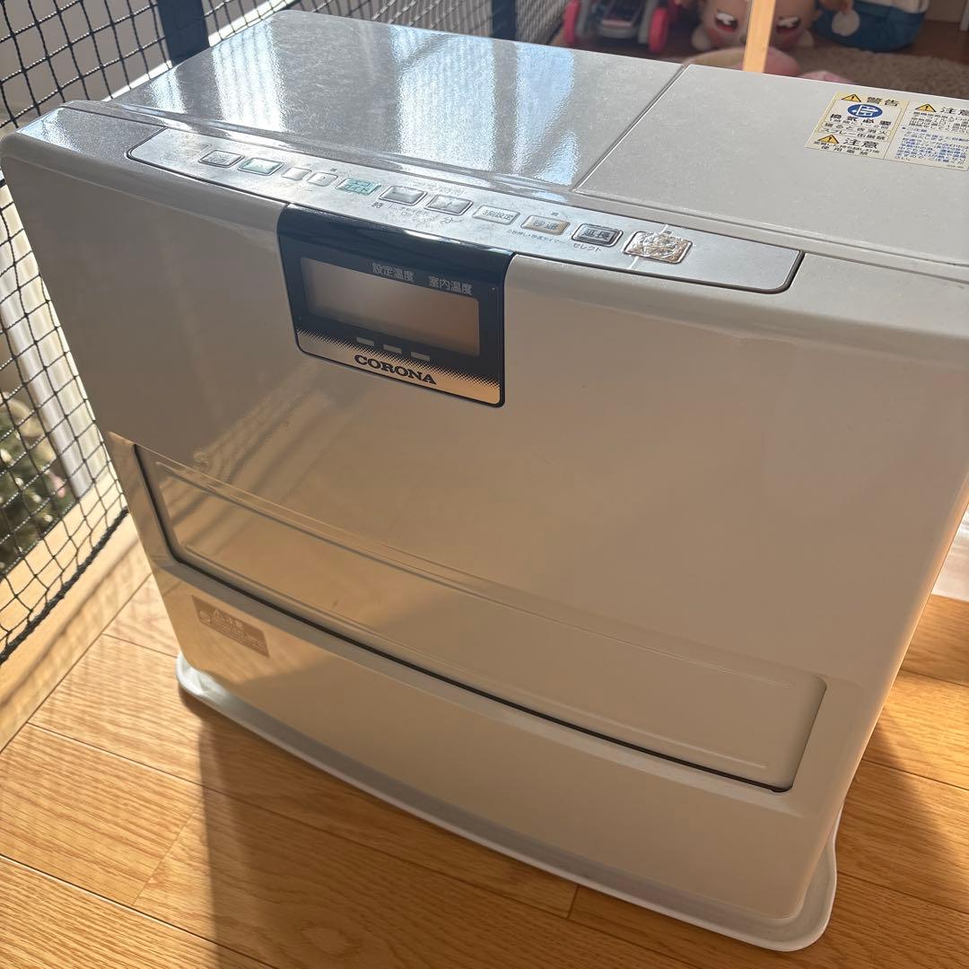 専用　コロナ　石油ファンヒーター　ホワイト　26畳