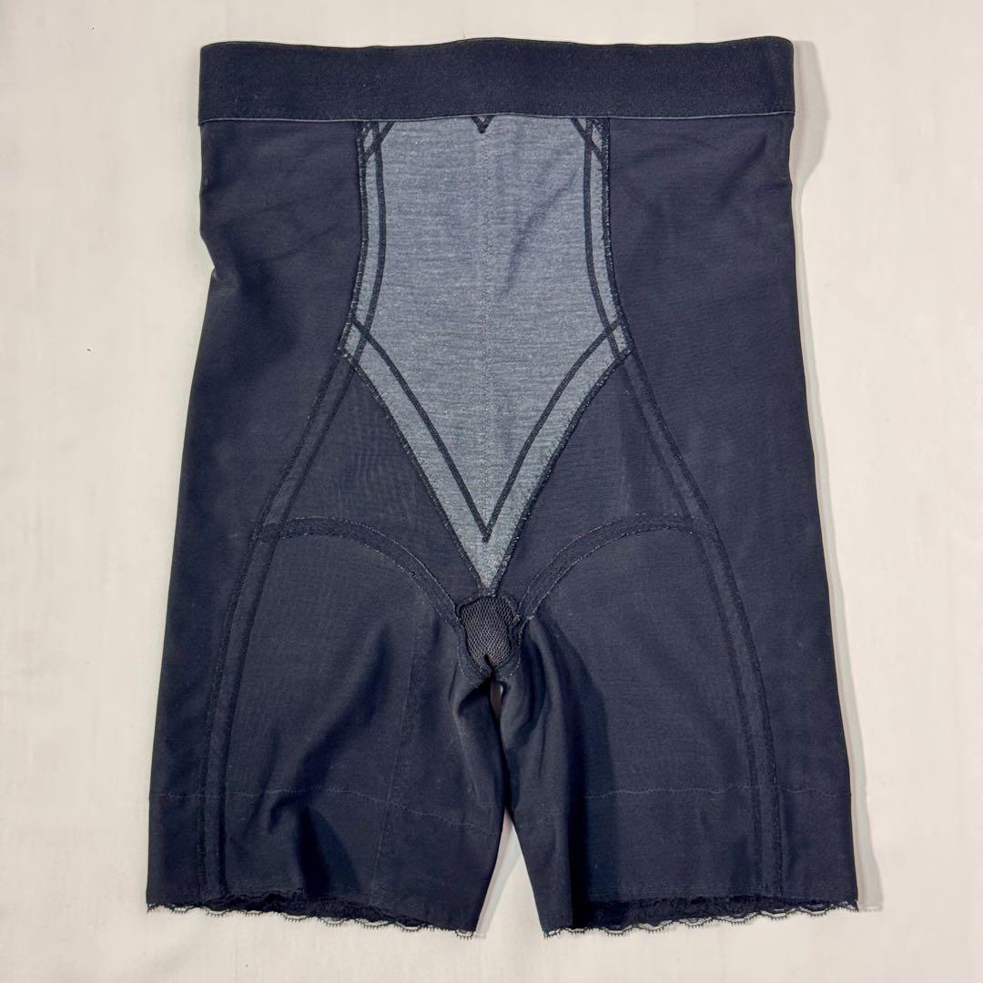 113【美品】LALA グラントイーワンズ ガードル 98