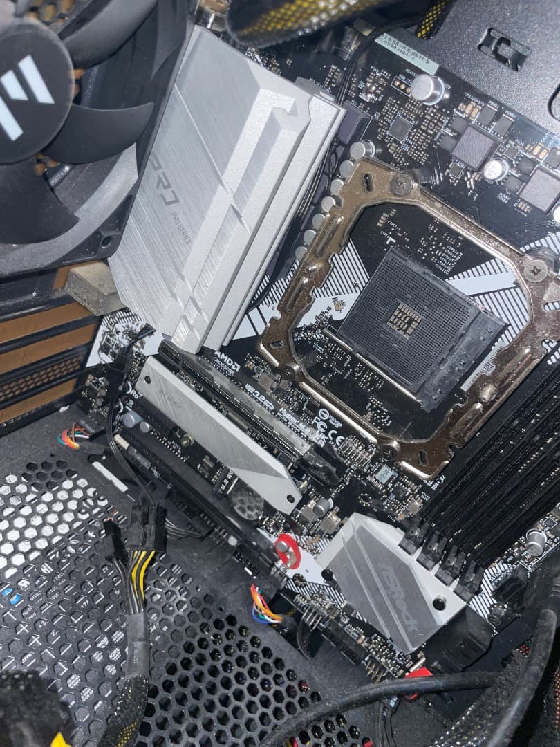 ジャンク B550M Pro4 + PCケース + サーマルテイク600W電源