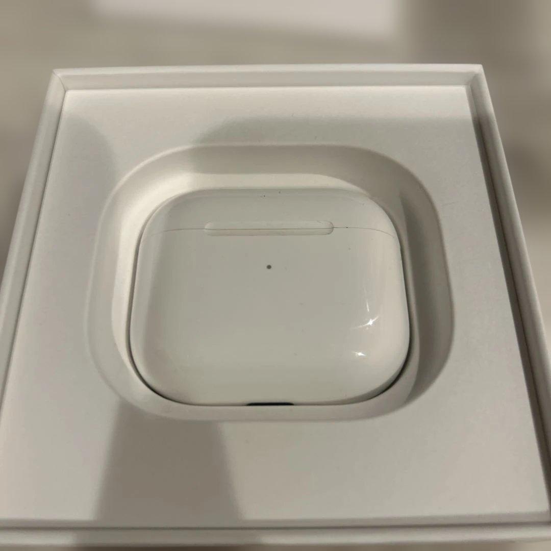 （中古）AirPods本体 3世代MagSafe充電ケース付き