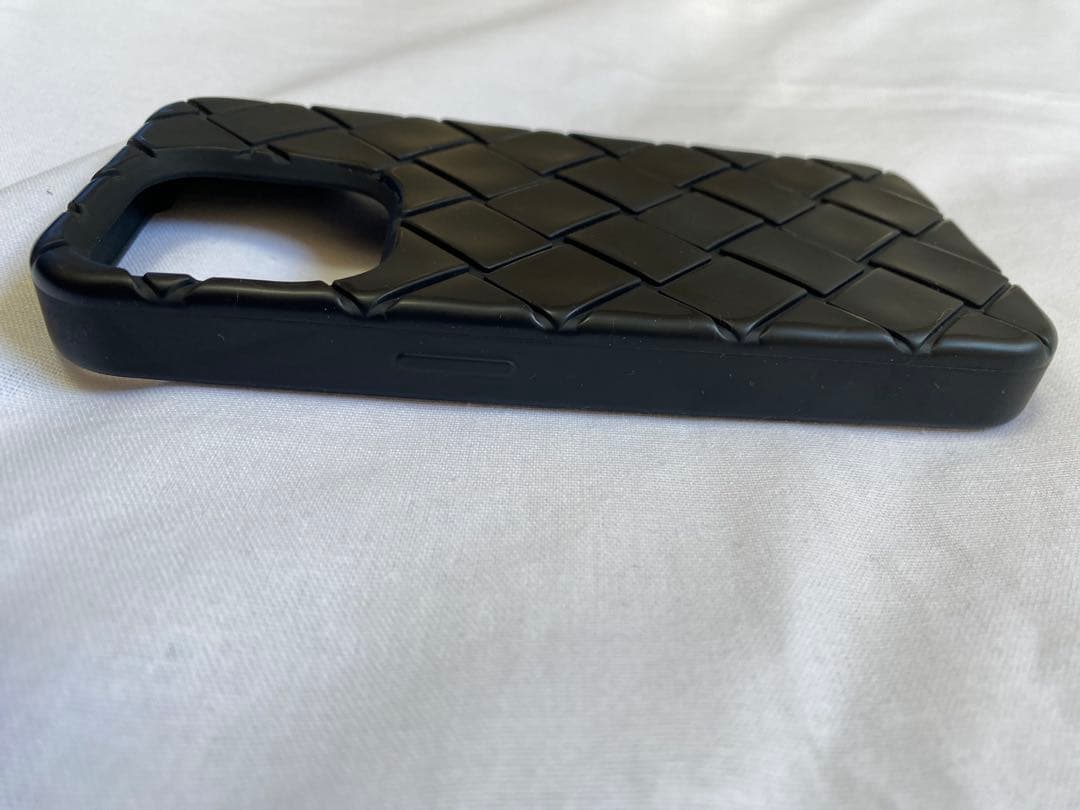 BOTTEGAVENETA iPhoneケース１５proブラック