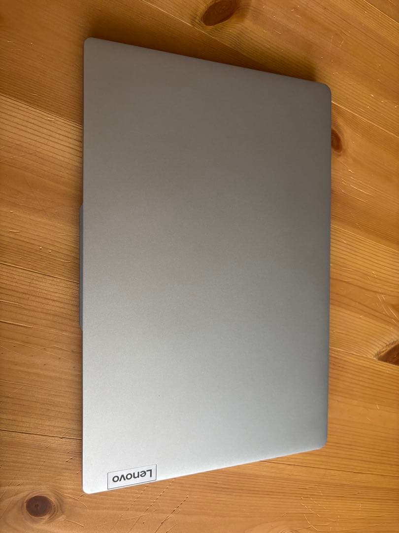 Windowsノート本体 Lenovo IdeaPad Slim 5 Light 14ABR8