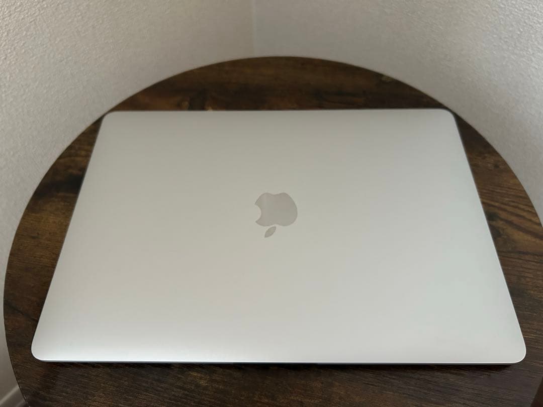 MacBook本体 MacBook Air M1 8GB 256GB