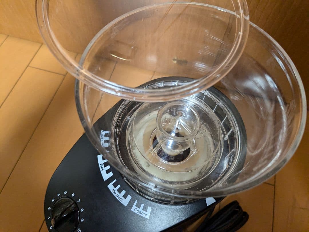 DeLonghi エスプレッソマシン EC680M グラインダー付き