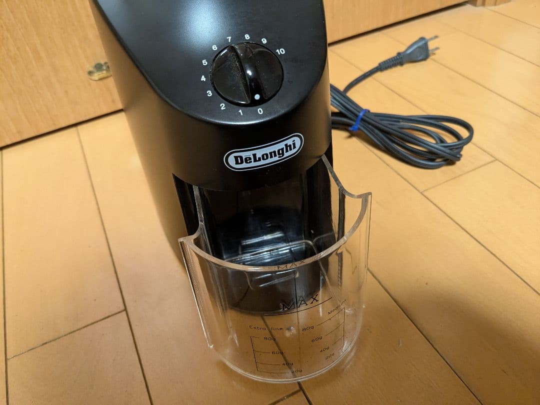 DeLonghi エスプレッソマシン EC680M グラインダー付き
