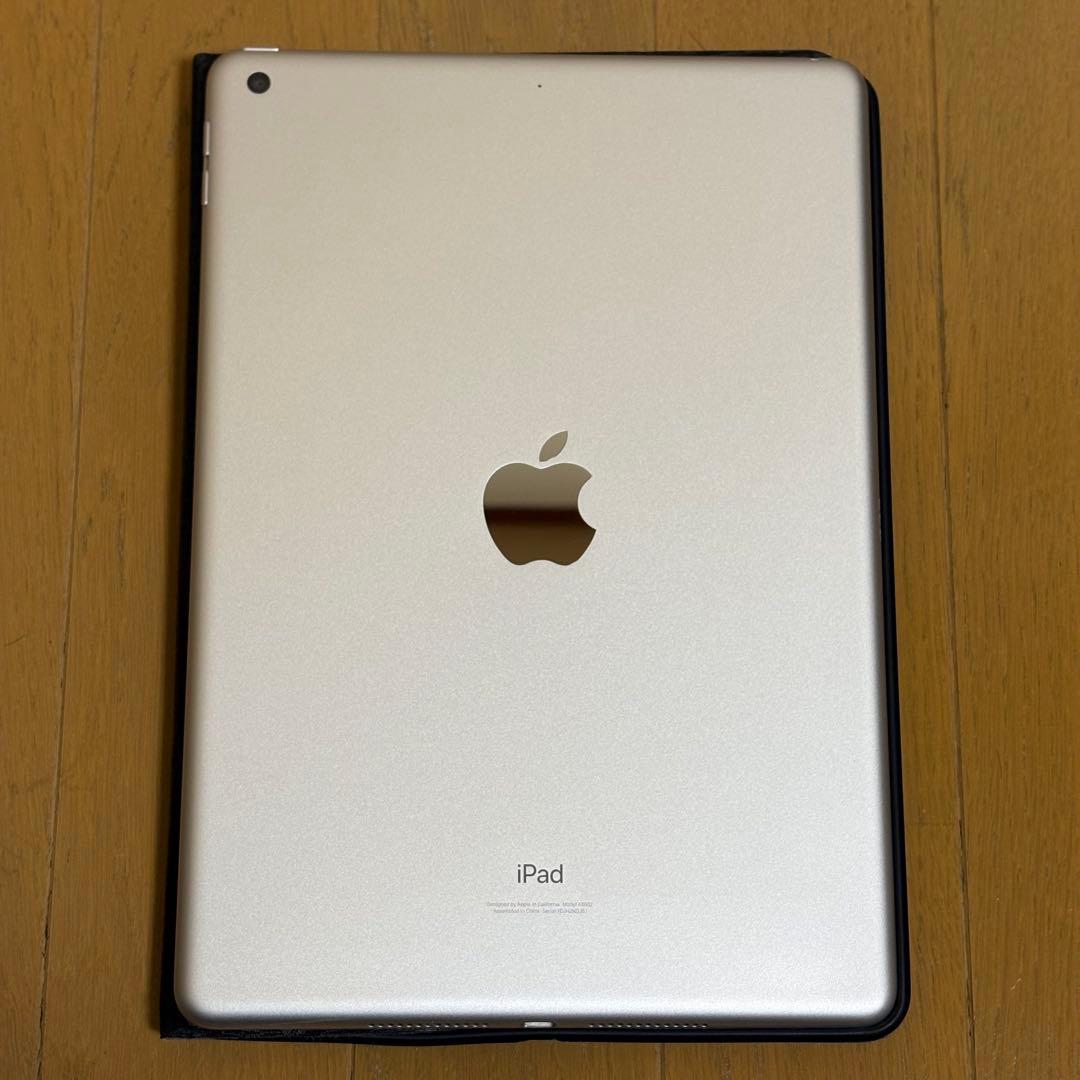 iPad シルバー 第９世代６４GB本体wi-fiモデル、バッテリー98％