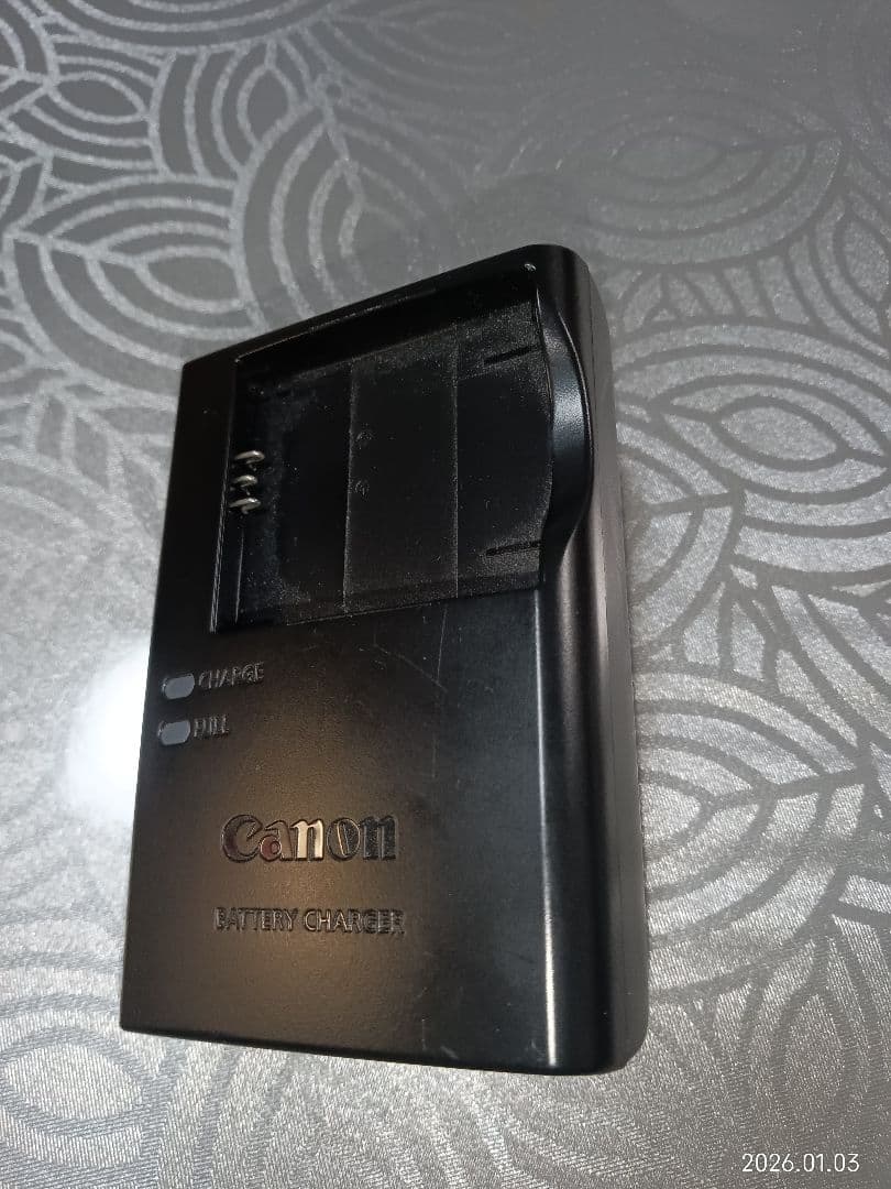 ユイナCanon IXY 200