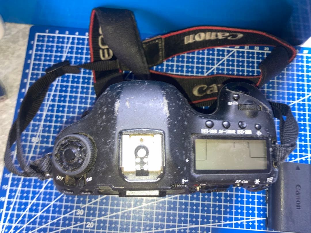 Canon EOS 5D Mark III デジタル一眼レフ 動作不可品