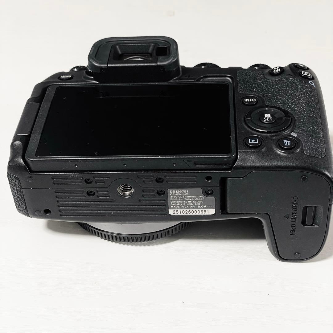 canon eos rp ボディ バッテリー3つ